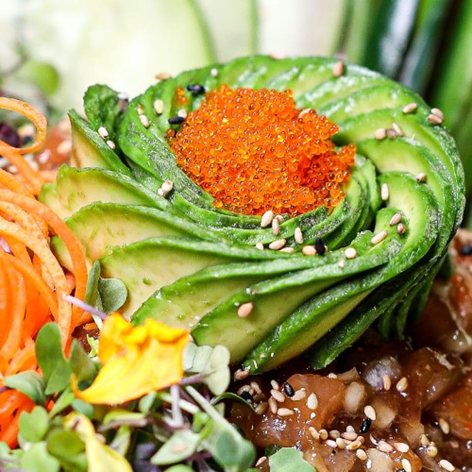 Fresh Poke Bowl: A Delicious Hawaiian Delight